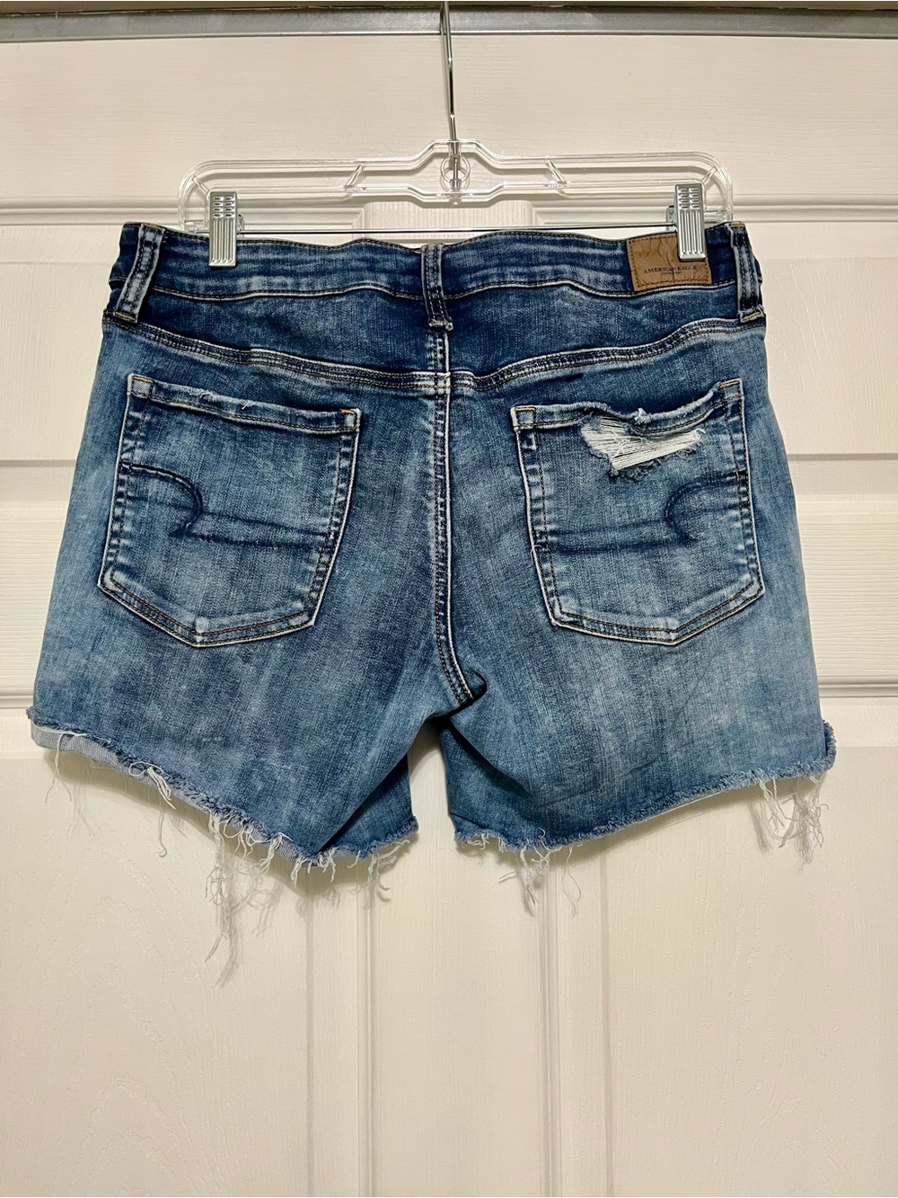 American Eagle Outfitters Distressed Blue Denim Cutoff Shorts Size 12 - Picture 7 of 7